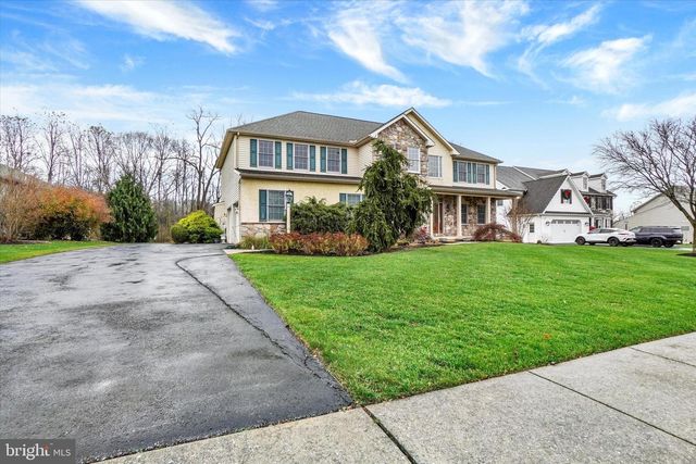 1415 WINTERBERRY DR, York, PA 17406