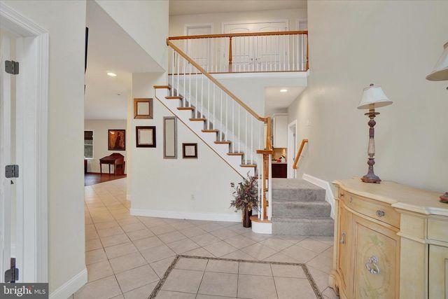 1415 WINTERBERRY DR, York, PA 17406