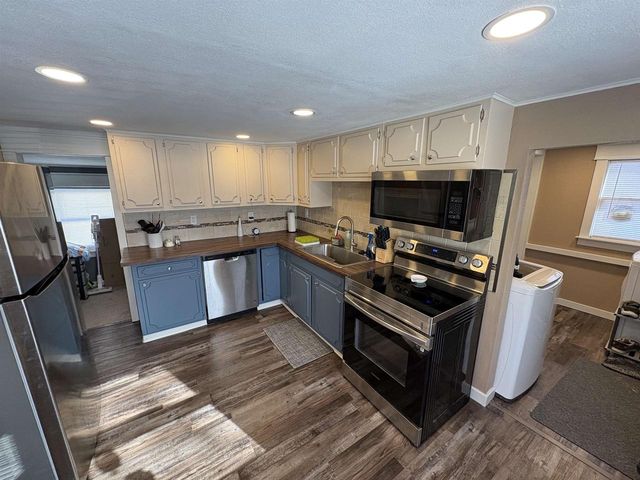 3724 W 5th Street, Afton, WI 53501