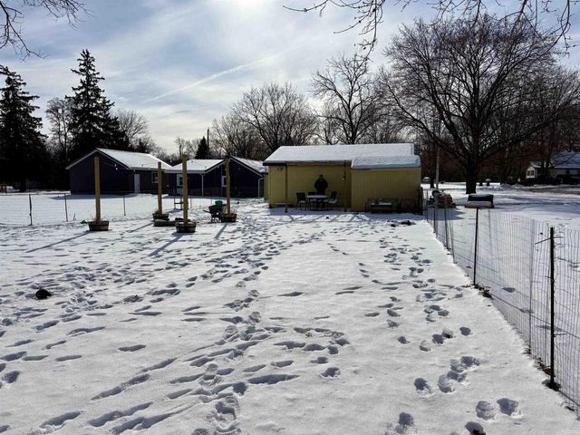 3724 W 5th Street, Afton, WI 53501