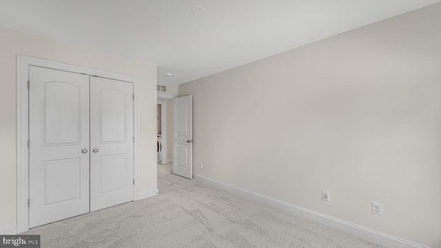 5664 LIBERTY MANOR CIR, Woodbridge, VA 22193