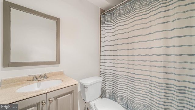 5664 LIBERTY MANOR CIR, Woodbridge, VA 22193