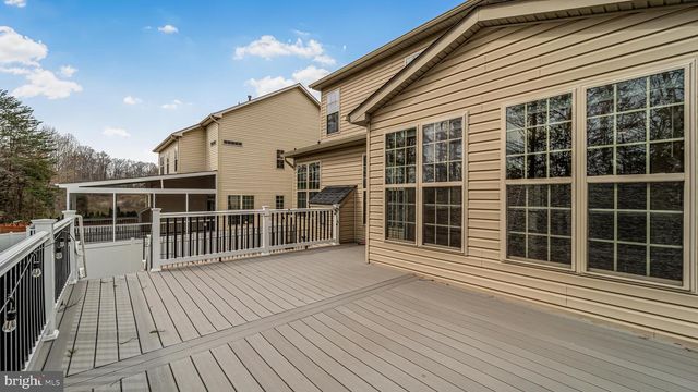 5664 LIBERTY MANOR CIR, Woodbridge, VA 22193