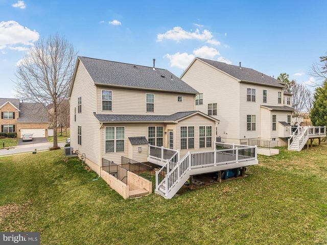 5664 LIBERTY MANOR CIR, Woodbridge, VA 22193