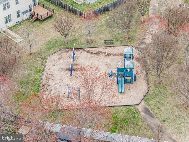 5664 LIBERTY MANOR CIR, Woodbridge, VA 22193