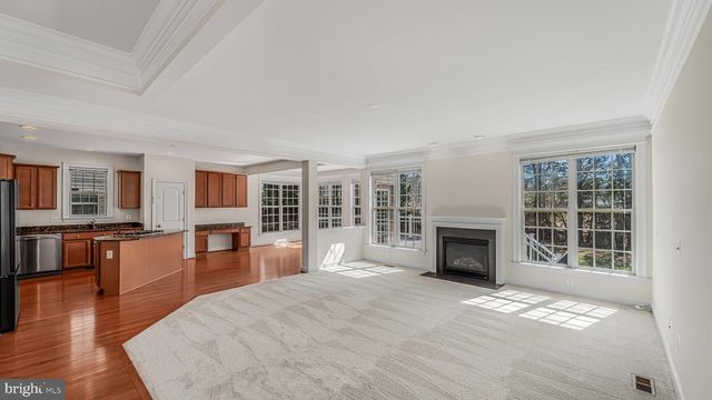 5664 LIBERTY MANOR CIR, Woodbridge, VA 22193