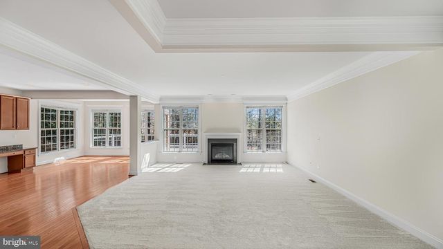 5664 LIBERTY MANOR CIR, Woodbridge, VA 22193