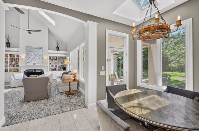 123 Dunham Springs Ln, Nashville, TN 37205