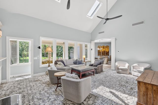 123 Dunham Springs Ln, Nashville, TN 37205