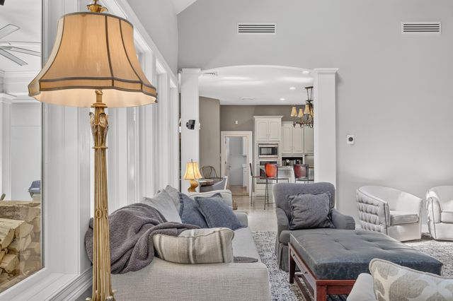 123 Dunham Springs Ln, Nashville, TN 37205