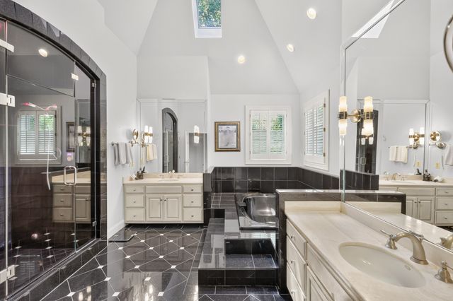 123 Dunham Springs Ln, Nashville, TN 37205