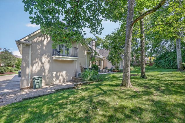 123 Dunham Springs Ln, Nashville, TN 37205