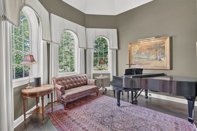 123 Dunham Springs Ln, Nashville, TN 37205