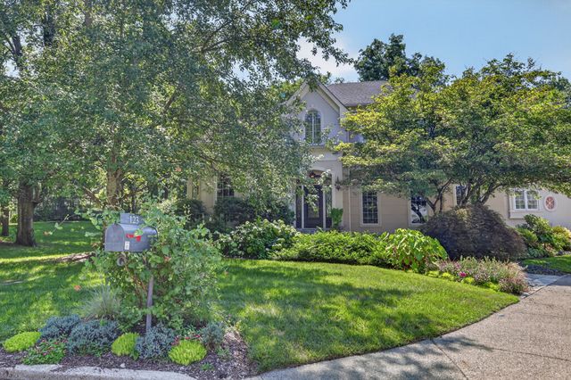 123 Dunham Springs Ln, Nashville, TN 37205