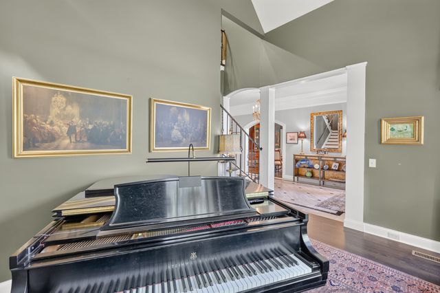 123 Dunham Springs Ln, Nashville, TN 37205