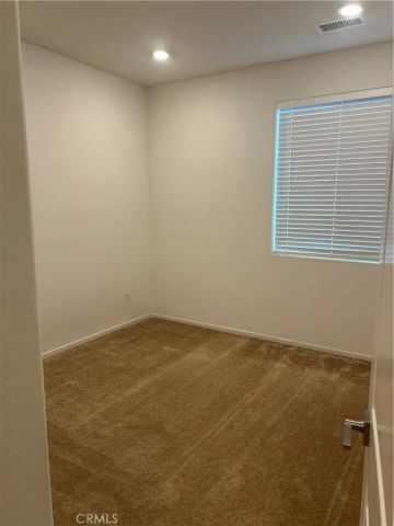 5585 Kate Way 6, Fontana, CA 92336