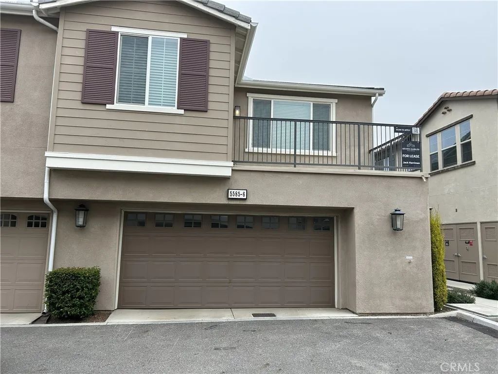 5585 Kate Way 6, Fontana, CA 92336
