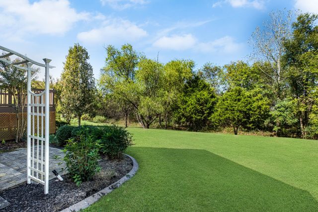 2105 Oaksprings Pl, Mount Juliet, TN 37122