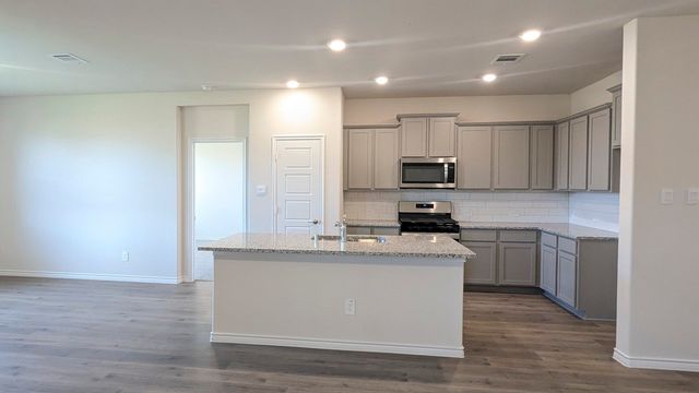 102 Caden Drive, Caddo Mills, TX 75135