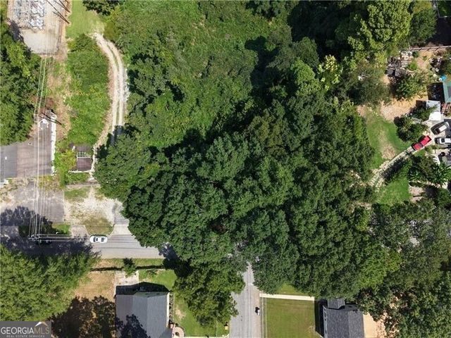1929 Grove Avenue, East Point, GA 30344