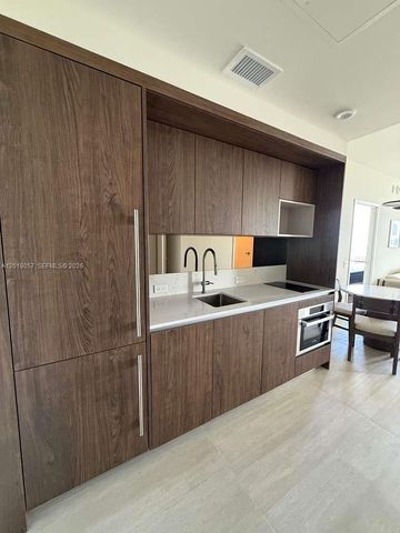 1611 SW 2nd Avenue 911, Miami, FL 33129
