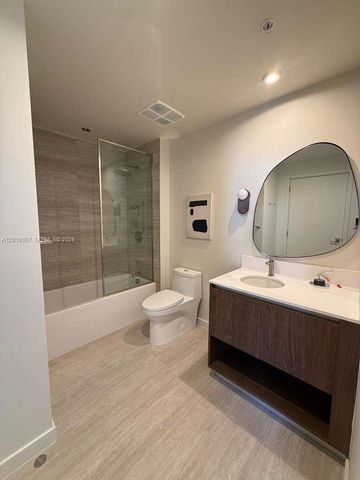 1611 SW 2nd Avenue 911, Miami, FL 33129