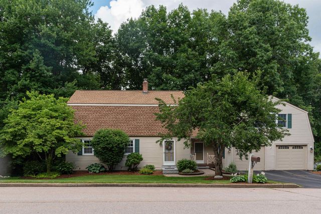 130 Lindstrom Lane, Manchester, NH 03104