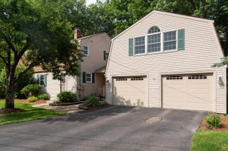 130 Lindstrom Lane, Manchester, NH 03104
