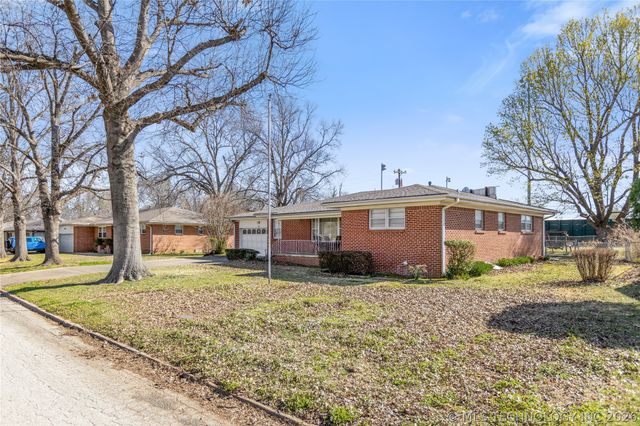 1414 N Dorothy Street, Claremore, OK 74017