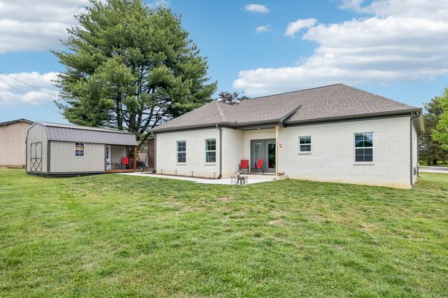 581 Pack Cir, Smithville, TN 37166