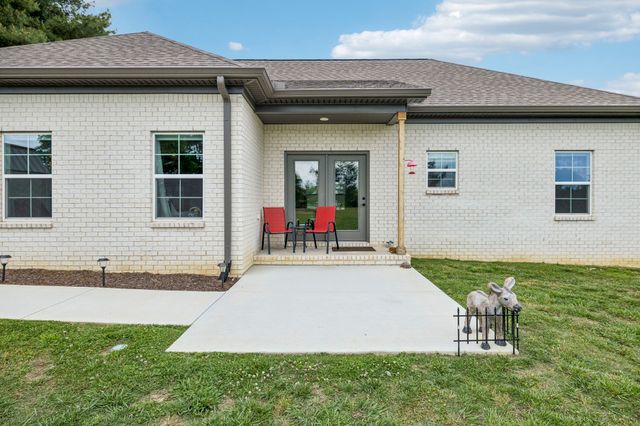 581 Pack Cir, Smithville, TN 37166