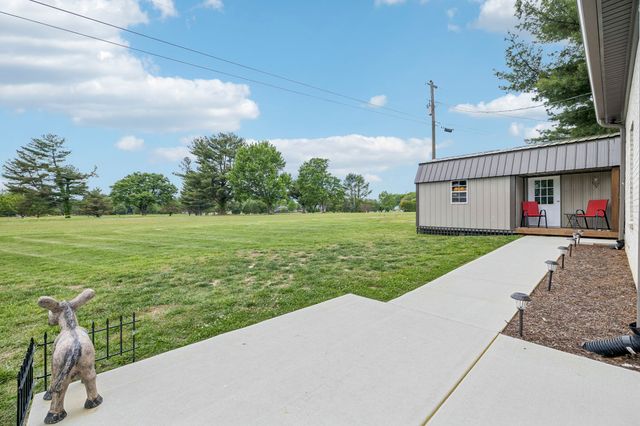 581 Pack Cir, Smithville, TN 37166