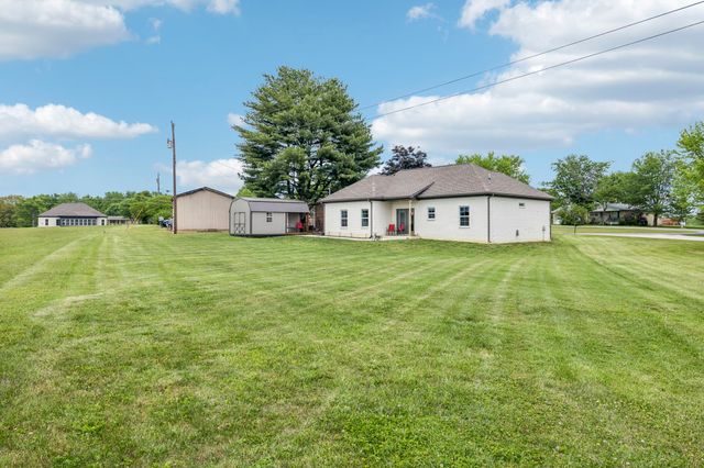 581 Pack Cir, Smithville, TN 37166