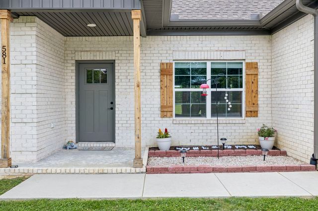 581 Pack Cir, Smithville, TN 37166