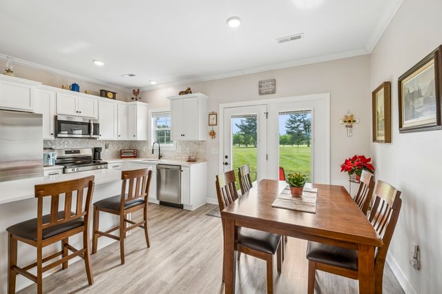 581 Pack Cir, Smithville, TN 37166