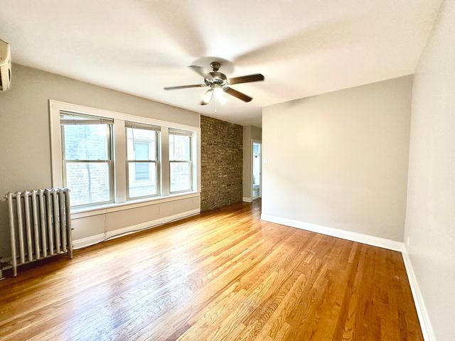 3253 W Olive Avenue 3W, Chicago, IL 60659