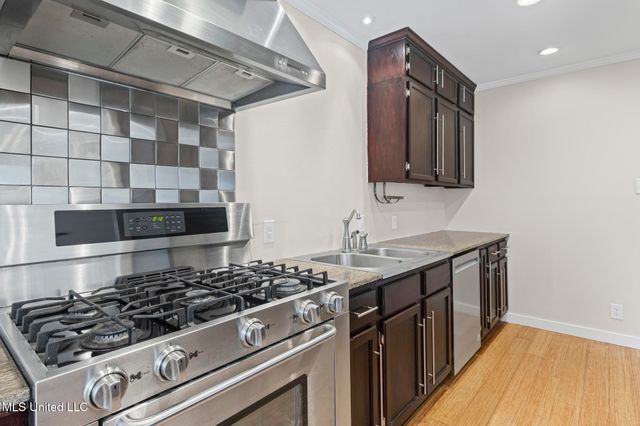 1616 Saint Ann Avenue, Biloxi, MS 39531