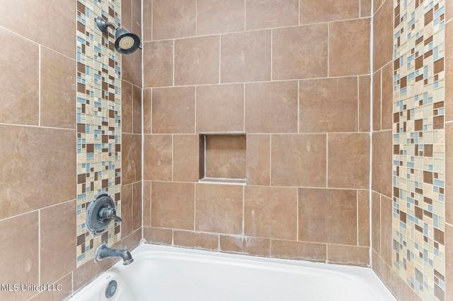 1616 Saint Ann Avenue, Biloxi, MS 39531