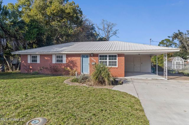 1616 Saint Ann Avenue, Biloxi, MS 39531