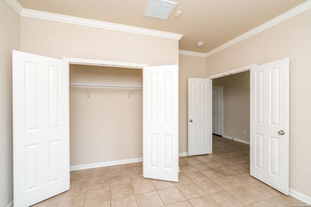 7815 Kings Spg, San Antonio, TX 78254