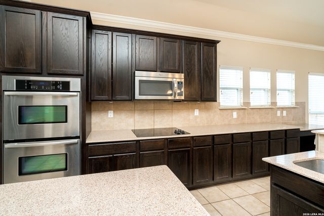 7815 Kings Spg, San Antonio, TX 78254