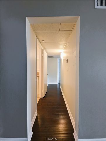 11162 CAMARILLO ST 109, West Toluca Lake, CA 91602