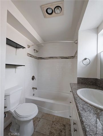 11162 CAMARILLO ST 109, West Toluca Lake, CA 91602