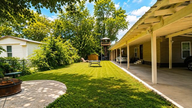 613 Sycamore Ln, La Vergne, TN 37086