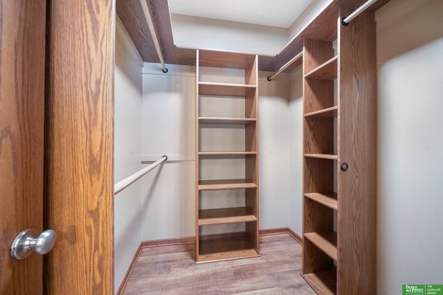 18713 Edna Street, Omaha, NE 68136