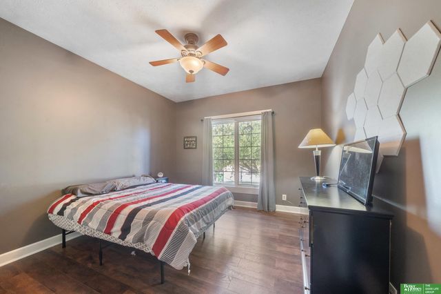 18713 Edna Street, Omaha, NE 68136