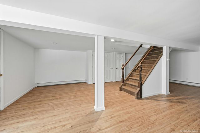 41 Edcris Lane, Huntington, NY 11743