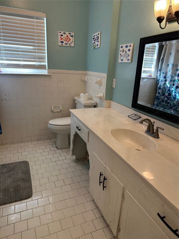 1207 Northwood Drive, Commerce, TX 75428