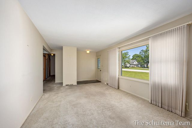 4526 Bauer Road, Hudsonville, MI 49426
