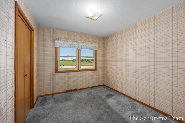 4526 Bauer Road, Hudsonville, MI 49426